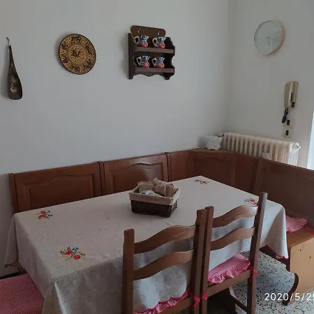 Prázdninový dům Casa Al Lago Di Nadia Corgeno
