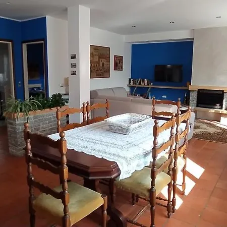 Casa Al Lago Di Nadia Holiday home